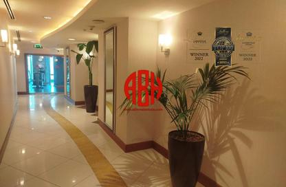 Apartment - 3 Bedrooms - 4 Bathrooms for rent in West Bay Tower - West Bay - West Bay - Doha