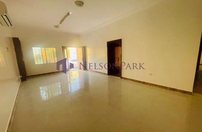 Compound - 3 Bedrooms - 4 Bathrooms for rent in Star Villas - Muaither South - Muaither Area - Doha