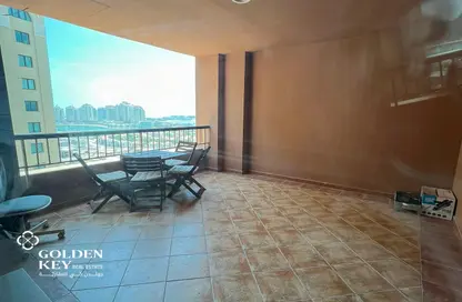 Apartment - 1 Bedroom - 2 Bathrooms for rent in West Porto Drive - Porto Arabia - The Pearl Island - Doha