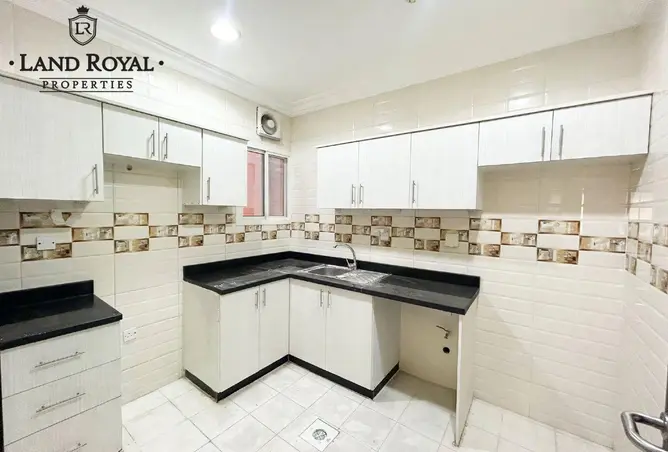 63533556 - Property Image 3