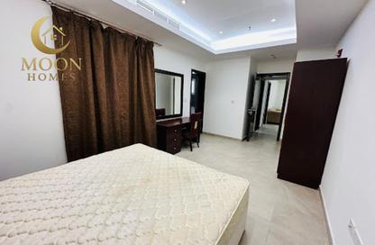Apartment - 2 Bedrooms - 2 Bathrooms for rent in Umm Ghuwalina - Umm Ghuwailina - Doha