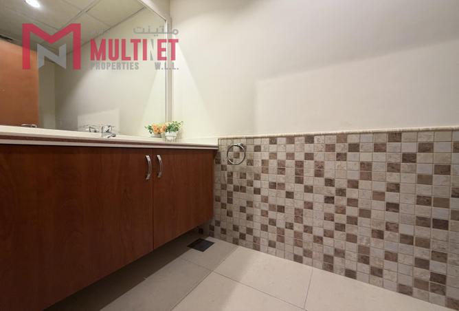 1006807 - Property Image 3