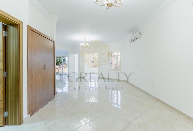 1018891 - Property Image 2