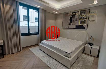 Apartment - 1 - 2 for rent in Lusail Marina Heights - Marina District - Lusail