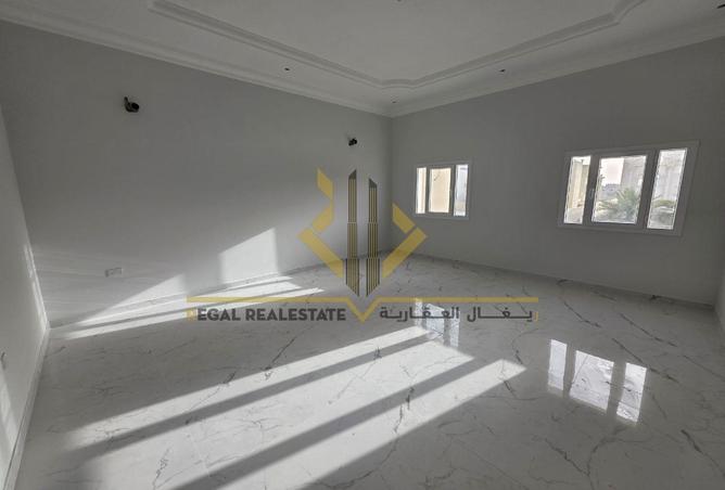 7-Bedroom Villa in Al Sakhama for Sale