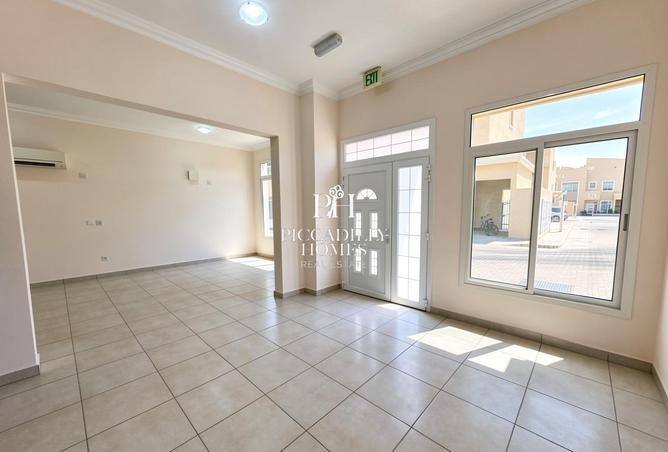 56980265 - Property Main Image