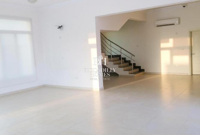 56980265 - Property Image 2
