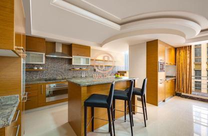 Apartment - 3 Bedrooms - 5 Bathrooms for rent in West Bay Tower - West Bay - West Bay - Doha Apartment - 3 Bedrooms - 5 Bathrooms for rent in West Bay Tower - West Bay - West Bay - Doha