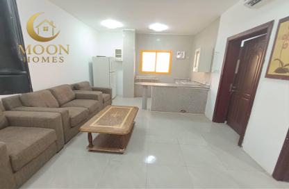 Apartment - 1 Bedroom - 1 Bathroom for rent in Umm Ghwailina Comm - Umm Ghuwalina - Umm Ghuwailina - Doha Apartment - 1 Bedroom - 1 Bathroom for rent in Umm Ghwailina Comm - Umm Ghuwalina - Umm Ghuwailina - Doha