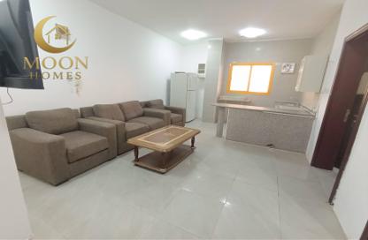 Apartment - 1 Bedroom - 1 Bathroom for rent in Umm Ghwailina Comm - Umm Ghuwalina - Umm Ghuwailina - Doha Apartment - 1 Bedroom - 1 Bathroom for rent in Umm Ghwailina Comm - Umm Ghuwalina - Umm Ghuwailina - Doha