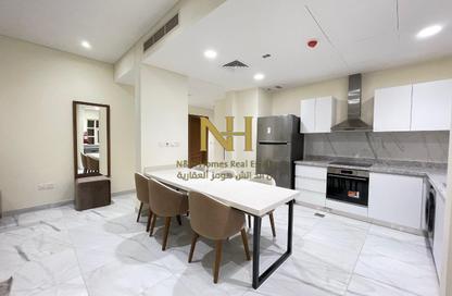 Apartment - 2 Bedrooms - 3 Bathrooms for rent in Floresta Gardens - Floresta Gardens - The Pearl Island - Doha