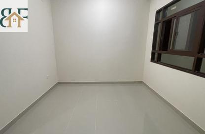 Apartment - 3 Bedrooms - 3 Bathrooms for rent in Al Mansoura - Al Mansoura - Doha