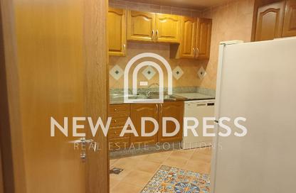 Apartment - 2 Bedrooms - 3 Bathrooms for rent in Al Sadd Road - Al Sadd - Doha