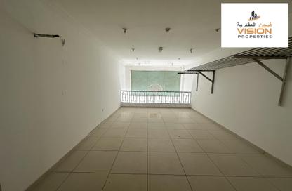 Shop - Studio - 1 Bathroom for rent in Bin Omran 35 - Fereej Bin Omran - Doha