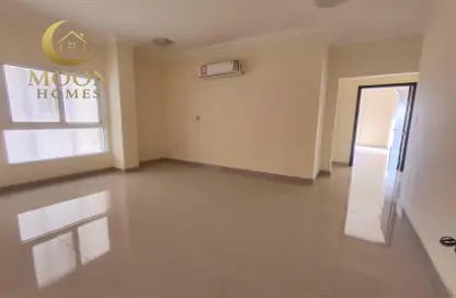 Apartment - 2 Bedrooms - 3 Bathrooms for rent in Al Mansoura - Al Mansoura - Doha