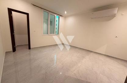 Apartment - 3 Bedrooms - 2 Bathrooms for rent in Al Mansoura - Al Mansoura - Doha Apartment - 3 Bedrooms - 2 Bathrooms for rent in Al Mansoura - Al Mansoura - Doha