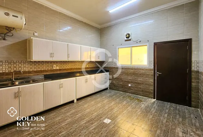 63863262 - صورة العقار 3