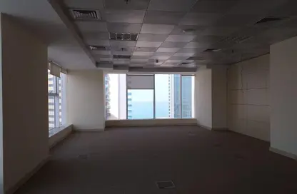 مساحات مكتبية - 3 غرف نوم - 1 حمام للايجار في Element City Center - Bulmasan Street - الخليج الغربي - الدوحة مساحات مكتبية - 3 غرف نوم - 1 حمام للايجار في Element City Center - Bulmasan Street - الخليج الغربي - الدوحة