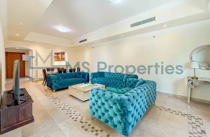 Apartment - 2 Bedrooms - 3 Bathrooms for rent in West Porto Drive - Porto Arabia - The Pearl Island - Doha