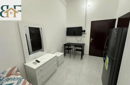 Apartment - Studio - 1 for rent in Old Airport Residential Apartments - Old Airport Road - Doha Apartment - Studio - 1 for rent in Old Airport Residential Apartments - Old Airport Road - Doha