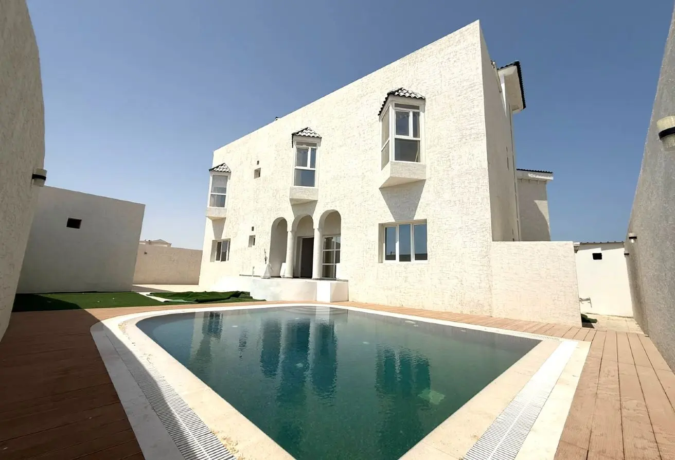 61789238 - Property Main Image