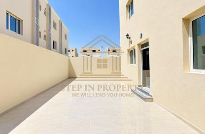 مجمع سكني - 7 - 7+ للايجار في شارع المرخية - المرخية - الدوحة