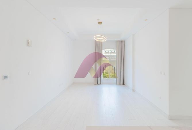 60002376 - Property Image 2