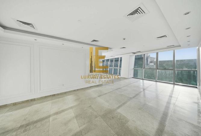 56621936 - Property Image 2