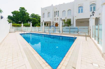 مجمع سكني - 5 غرف نوم - 6 حمامات للايجار في فلل واست باي لاغون - وست باي لاجون - بحيرة وست لاجون - الدوحة