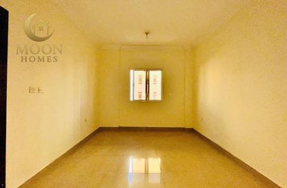 Apartment - 1 Bedroom - 2 Bathrooms for rent in Umm Ghwailina Comm - Umm Ghuwalina - Umm Ghuwailina - Doha