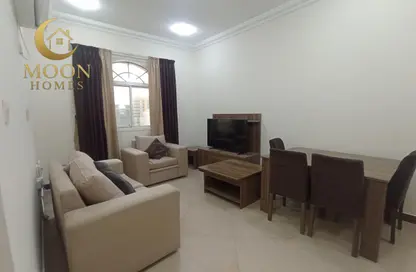 Apartment - 2 Bedrooms - 1 Bathroom for rent in Umm Ghwailina Comm - Umm Ghuwalina - Umm Ghuwailina - Doha