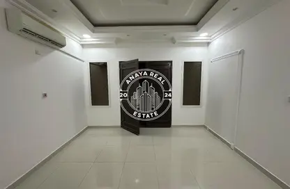 Apartment - 1 Bedroom - 1 Bathroom for rent in Ain Khaled Villas - Ain Khaled - Doha