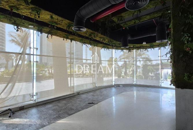 53667842 - Property Image 2