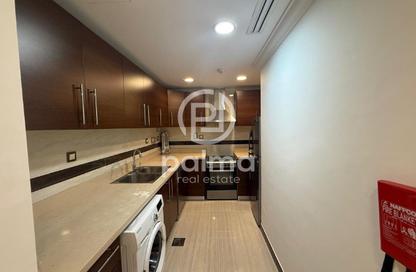 Apartment - 1 Bedroom - 2 Bathrooms for rent in Porto Arabia - The Pearl Island - Doha
