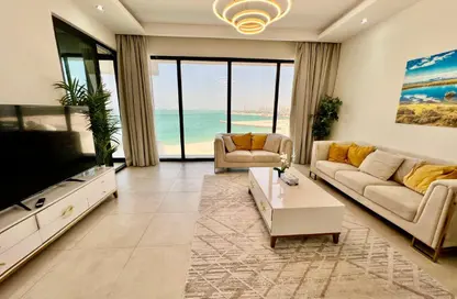 Apartment - 1 Bedroom - 1 Bathroom for rent in Marina Residences 195 - Marina District - Lusail