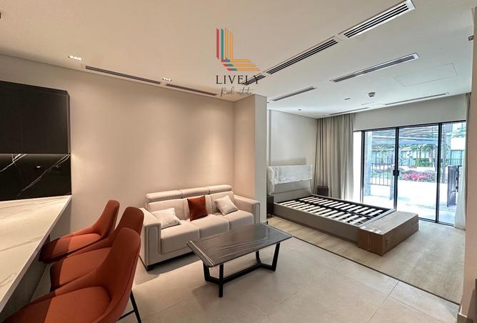 1002353 - Property Image 3