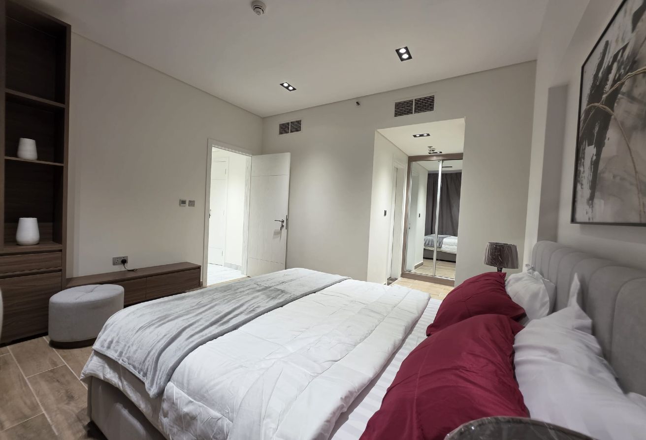 Stunning 2BHK Near Place Vendôme – Yasmeen City thumbnail 5