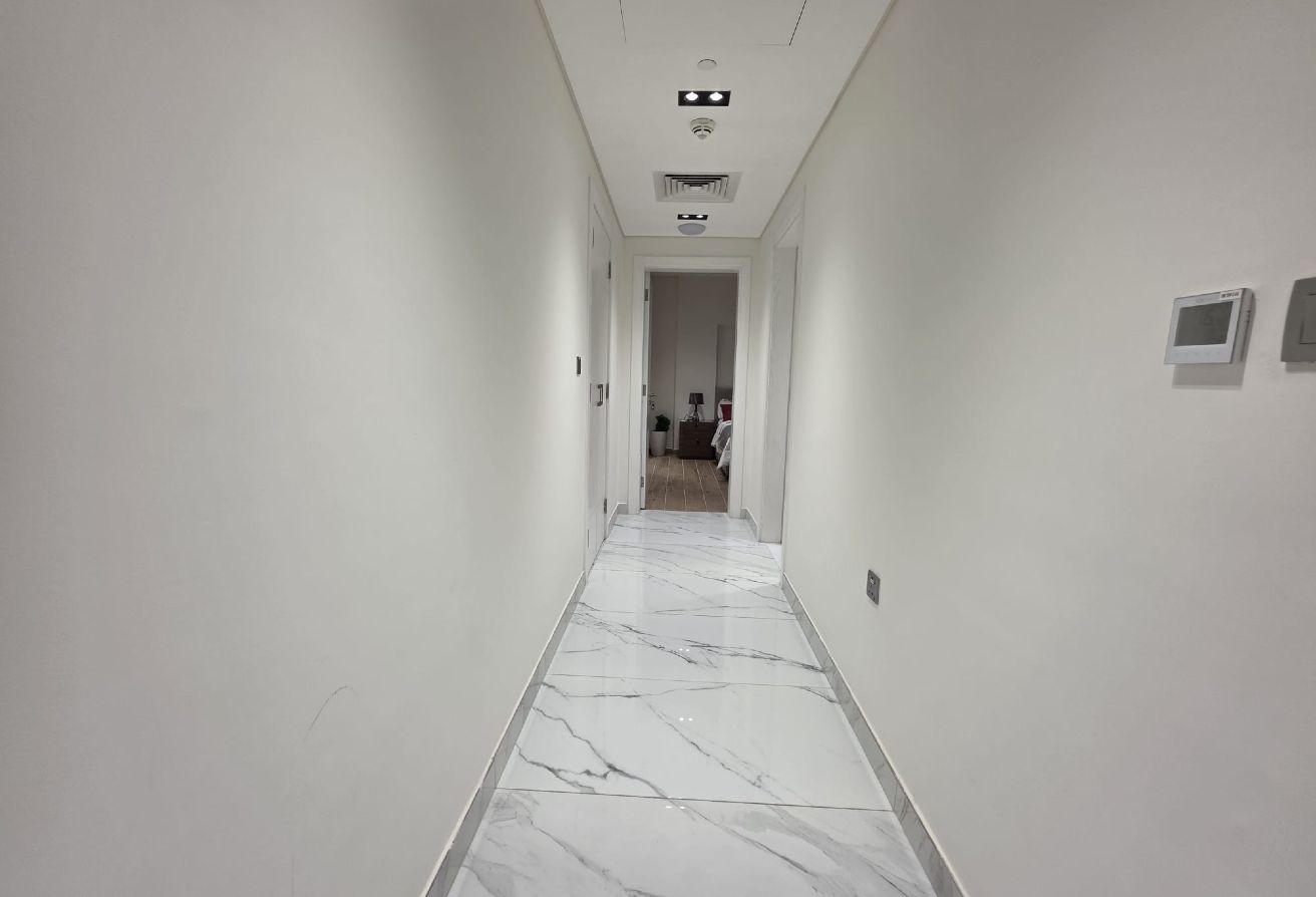 Stunning 2BHK Near Place Vendôme – Yasmeen City thumbnail 12