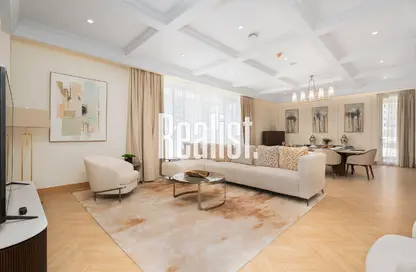 Apartment - 3 Bedrooms - 5 Bathrooms for sale in West Porto Drive - Porto Arabia - The Pearl Island - Doha