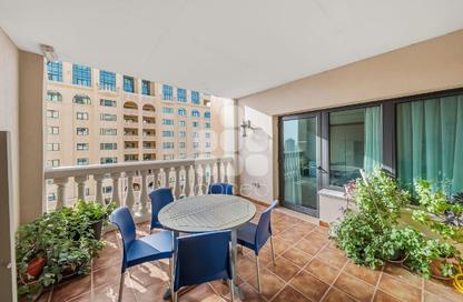 Apartment - 2 Bedrooms - 3 Bathrooms for rent in Marina Gate - Porto Arabia - The Pearl Island - Doha