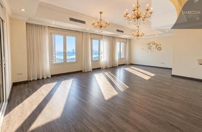 Apartment - 3 - 4 for rent in West Porto Drive - Porto Arabia - The Pearl Island - Doha