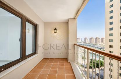 Apartment - 1 - 2 for sale in West Porto Drive - Porto Arabia - The Pearl Island - Doha