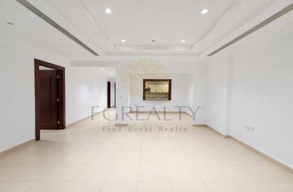 Apartment - 1 - 2 for sale in West Porto Drive - Porto Arabia - The Pearl Island - Doha