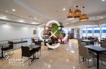 Shop - Studio - 1 Bathroom for rent in West Bay Tower - West Bay - West Bay - Doha