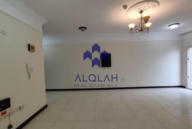 1010741 - Property Image 2