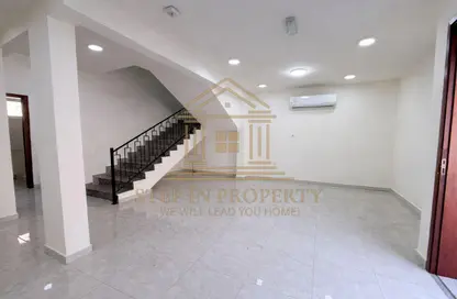 فيلا - 6 غرف نوم - 5 حمامات للايجار في شارع  بو هامو - أبو هامور - الدوحة