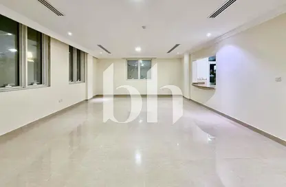 Apartment - 3 Bedrooms - 3 Bathrooms for rent in Old Airport Residential Apartments - Old Airport Road - Doha