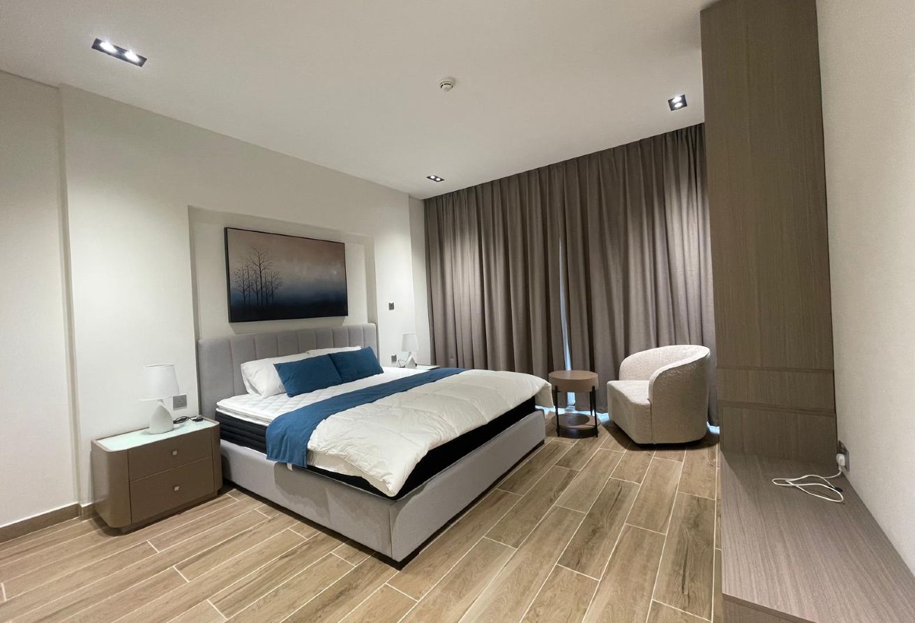 Lease-to-Own 3BR + Maid’s Room Apartment foxhill thumbnail 7