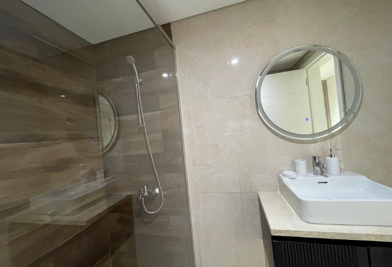 Lease-to-Own 3BR + Maid’s Room Apartment foxhill thumbnail 15