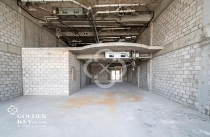 Show Room - Studio - 1 for rent in The Commercial Avenue - Umm Al Seneem - Doha